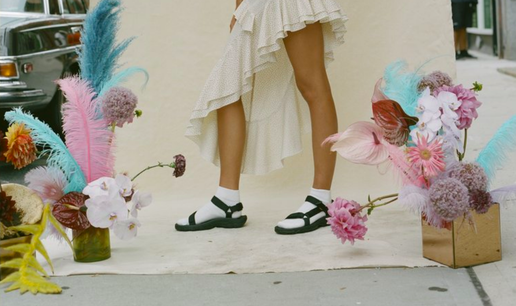 Tourist sandals shop